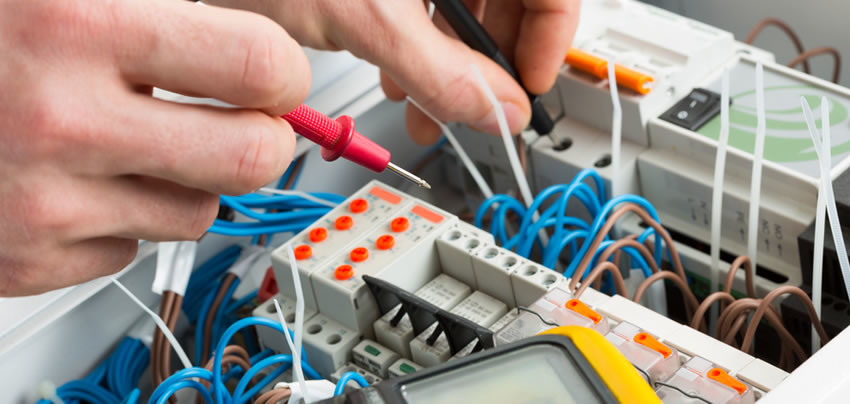 Electrical and Electronic Engineering & Applied Computer Science lab